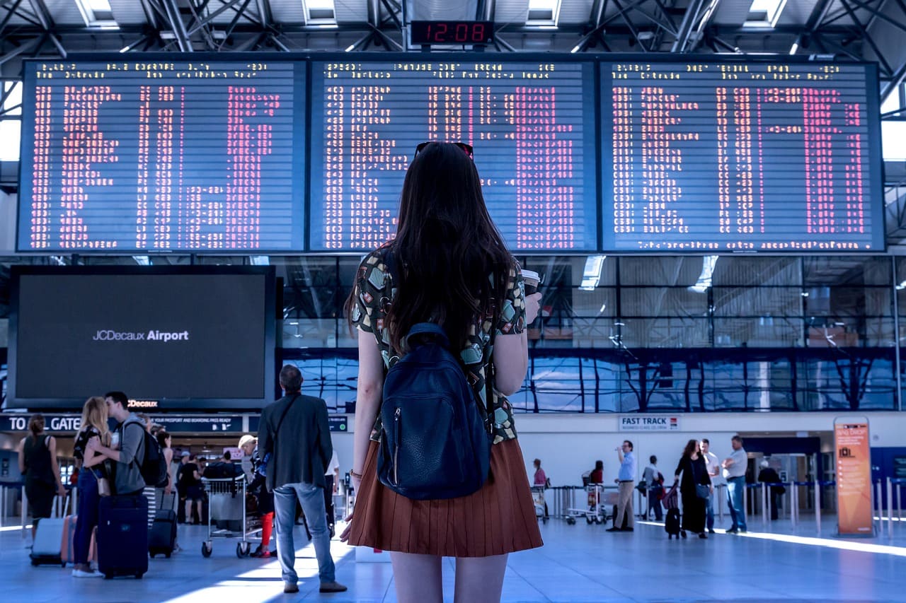 airport-2373727_1280 Rent a car at Queen Beatrix International Airport